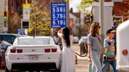 Dpto. de Justicia pide a los estados investigar a petroleras por altos precios de la gasolina