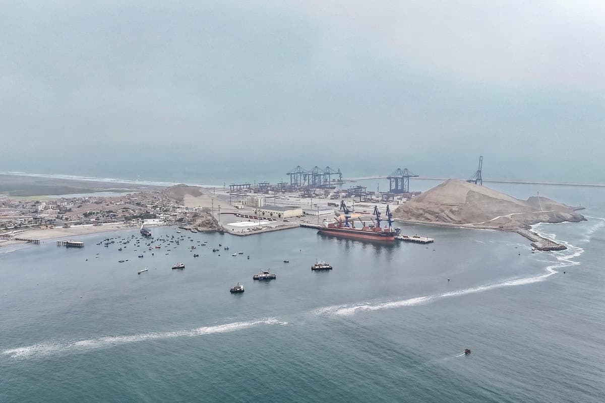 Corte de Perú restablece la supervisión estatal total del puerto de Chancay, de propiedad china