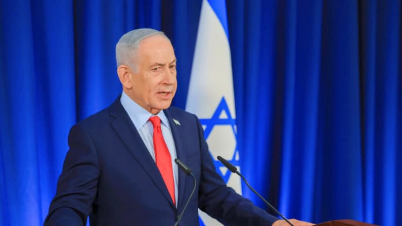 Gobierno de Israel rechaza reconocer decisiones del regulador de medios y critica fallo de Corte Suprema
