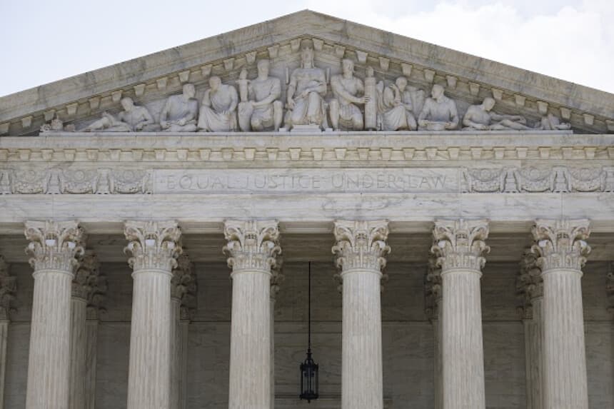 Fachada oeste de la Corte Suprema de Estados Unidos el 29 de junio de 2026 en Washington, D.C. Los magistrados emitieron varias opiniones antes de iniciar su tradicional receso de verano. (Tom Brenner/Getty Images).