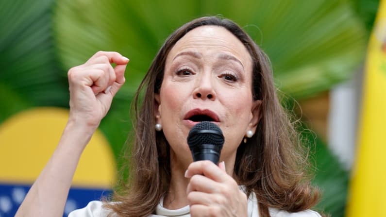 Trump niega haber pedido a María Corina Machado no viajar a Venezuela tras el terremoto