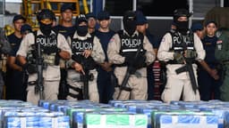 Operativo en el Pacífico Sur deja 5.4 toneladas de droga aseguradas y seis detenidos