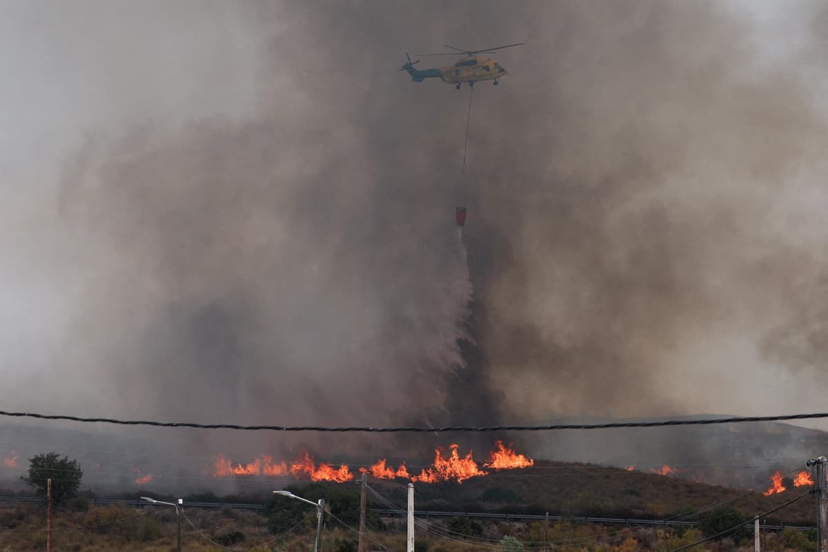 Incendios forestales en España elevan a 13 el número de víctimas tras la muerte de una británica de 93 años