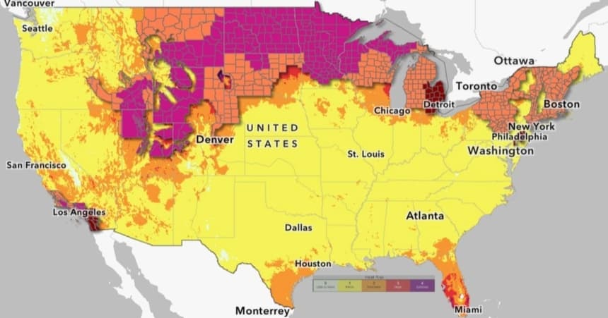 Un mapa publicado por el Servicio Meteorológico Nacional el 13 de julio de 2026 muestra avisos relacionados con el calor en todo Estados Unidos. Las zonas marcadas en morado se encuentran bajo advertencias de calor extremo, mientras que las zonas en rojo oscuro están bajo alertas de calor extremo. Las zonas en naranja se encuentran bajo avisos de calor. (Servicio Meteorológico Nacional vía The Epoch Times)