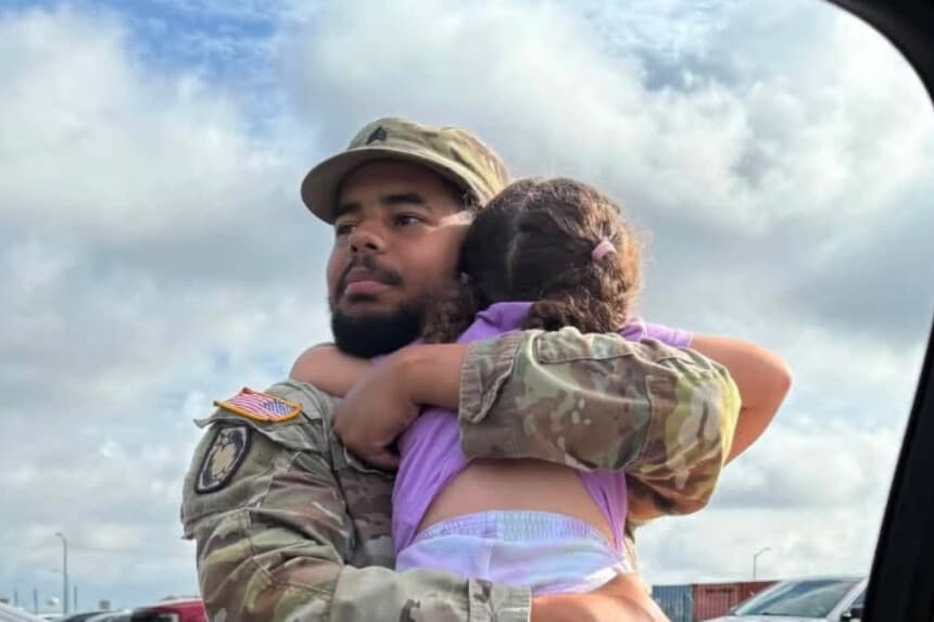 El sargento del ejército Michael Emmanuel Swinton murió en combate el 19 de julio. (Mia Gonzalez-Swinton Facebook).