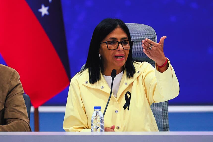 Delcy Rodríguez acuerda con directivos del BID una hoja de ruta multilateral