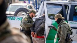 Multan con más de USD 84 mil millones a inmigrantes ilegales que se niegan a salir de EE. UU.