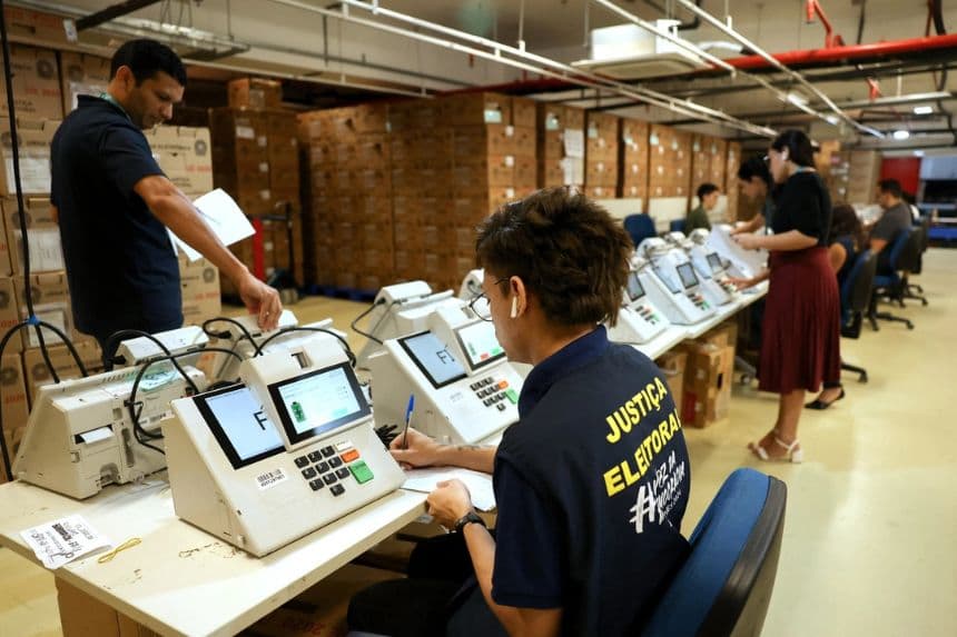 Brasil niega visas a dos funcionarios del Departamento de Estado de EE. UU. previo a las elecciones