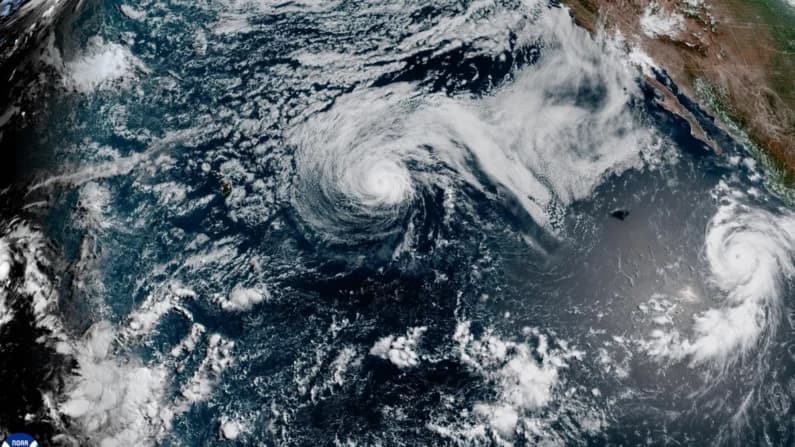 Genevieve se convierte en un gran huracán frente a las costas de México, no amenaza tierra firme