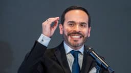 Presidente electo de Colombia anuncia cierre de 14 embajadas, incluyendo Cuba y Nicaragua