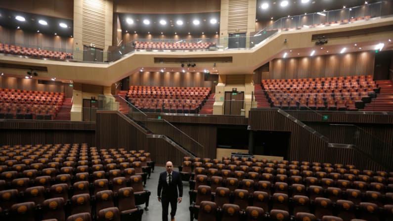 Senado de Colombia avala trasladar la investidura de De la Espriella a Cali