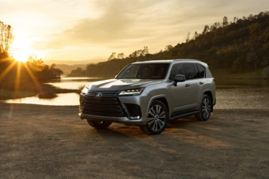 Lexus LX700h, una bestia robusta y ahora más ecológica