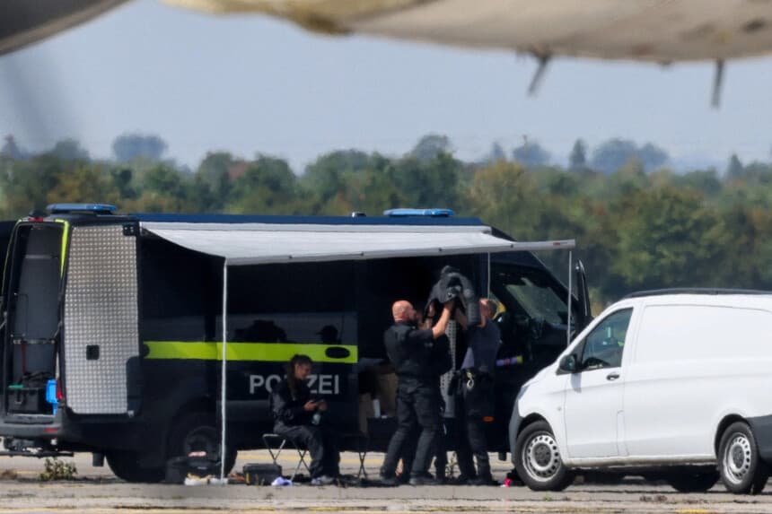Alemania es blanco diario de la guerra híbrida, dice el ministro