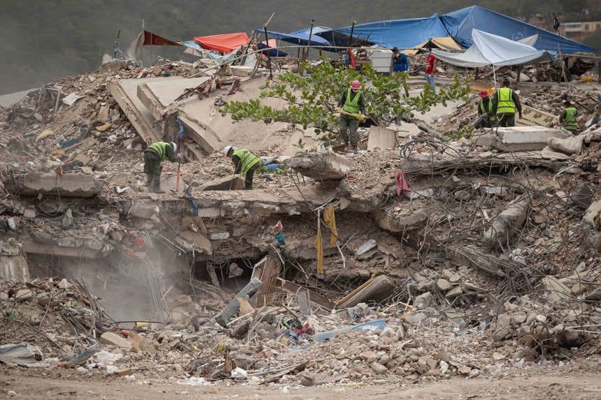 Venezuela eleva a 6301 los muertos por los terremotos del 24 de junio
