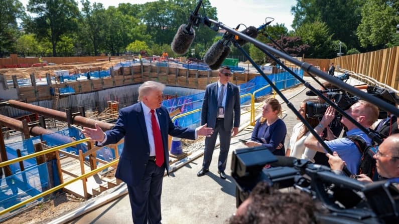 Gobierno de Trump pide a Corte Suprema permitir construcción del salón de baile de la Casa Blanca