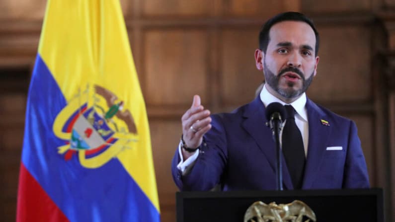 De la Espriella solicita a Trump la suspensión de los aranceles tras devastador terremoto