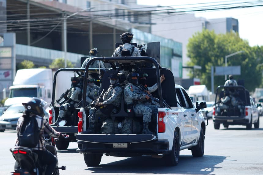 Operativo en Sinaloa permite a México decomisar más de 300 artefactos y 300 kilos de explosivos