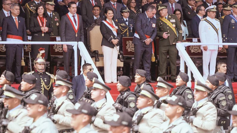 El gobierno de Fujimori reafirma su respaldo a las operaciones de las Fuerzas Armadas
