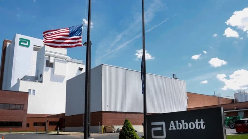 Abbott pagará 670 MDD y resolverá 2000 casos relacionados con leche de fórmula infantil