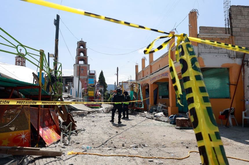 Al menos 10 personas mueren por un accidente con pirotecnia en central estado de México