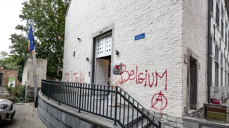 Detienen en Bélgica a ciudadano belga-chino acusado de espionaje relacionado con chips