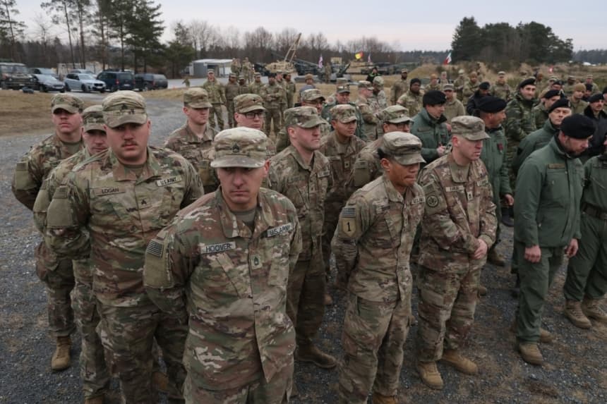 Soldados del Ejército de EE. UU. en Grafenwoehr, Alemania, el 11 de febrero de 2025. (Sean Gallup/Getty Images)