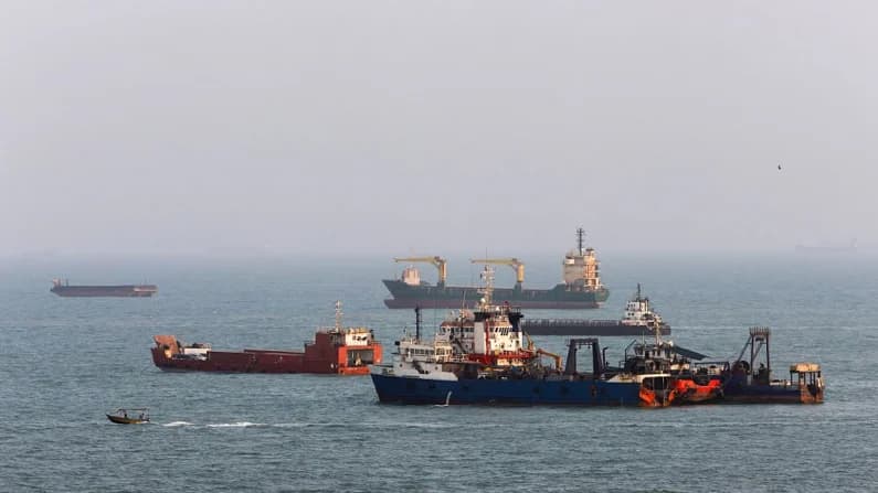 El petróleo podría alcanzar los $120 si se intensifican los ataques en Medio oriente: Goldman Sachs