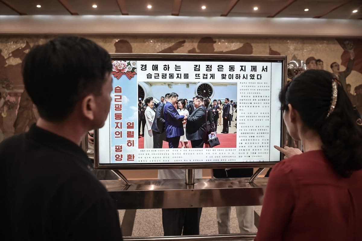 Mientras Corea del Norte prepara a un sucesor Kim la sucesión en China sigue sin resolverse