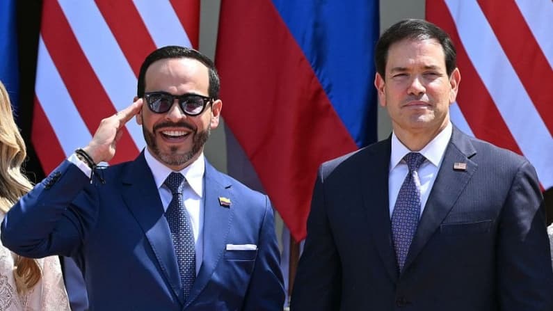 Rubio: Colombia se enfrenta a secuelas de un terremoto "pero también enfrenta un desastre institucional"