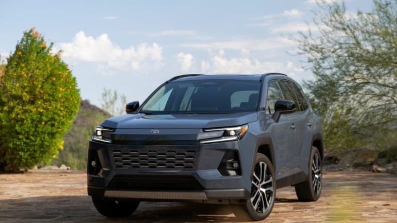 Toyota RAV4 2026. El rey lustra su corona