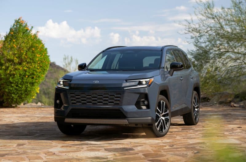 Toyota RAV4 2026. El rey lustra su corona
