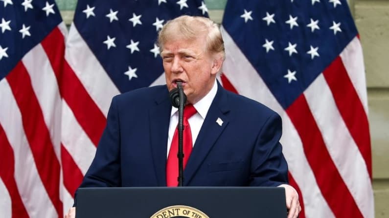 Trump: EE. UU. podría permanecer en Irán y conservar el petróleo, de forma similar al acuerdo con Venezuela