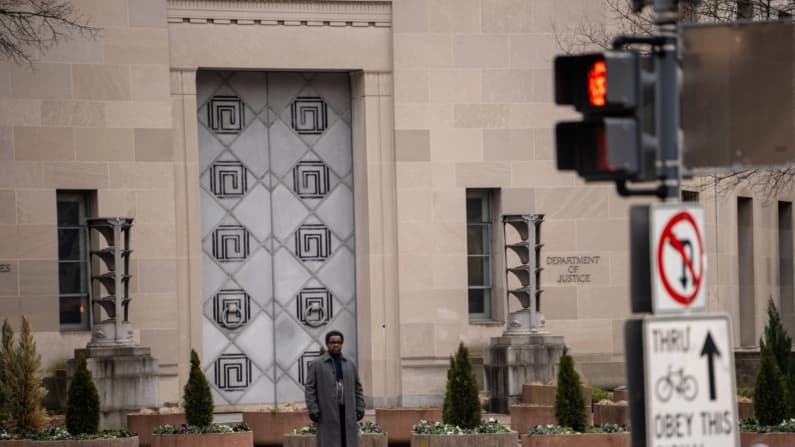 Mujer china admite haber recopilado inteligencia en EE. UU. para Beijing: FBI