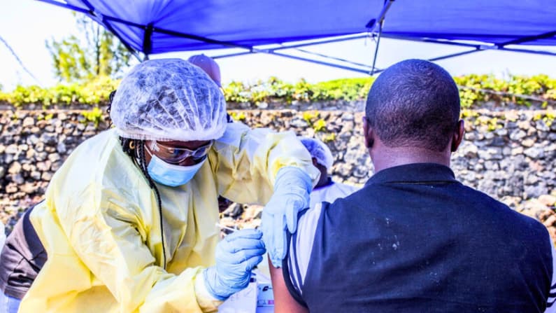 Se avanza contra el ébola en el Congo, pero el brote está lejos de terminar, Dice la OMS